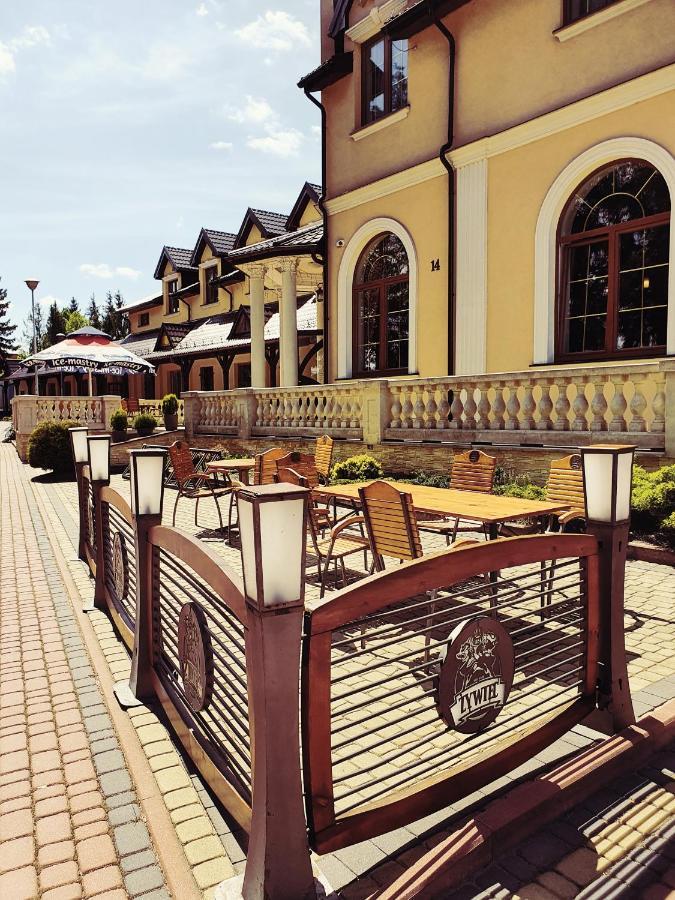 Hotel "Xavier" Lubycza Krolewska Dış mekan fotoğraf